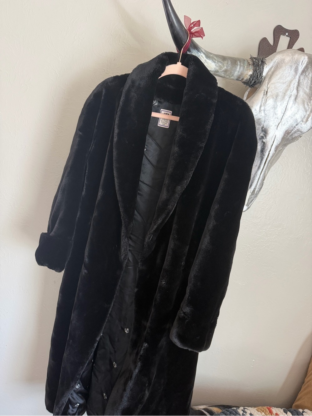 Vintage Women's Black Faux Fur Long Trench Coat - Unbranded